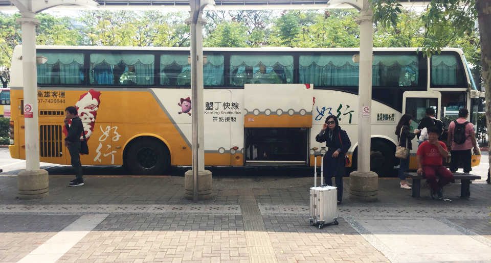 【台湾南部】高雄〜墾丁をバス「Kenting Express Bus」で移動!バス乗り場とチケットの買い方は?